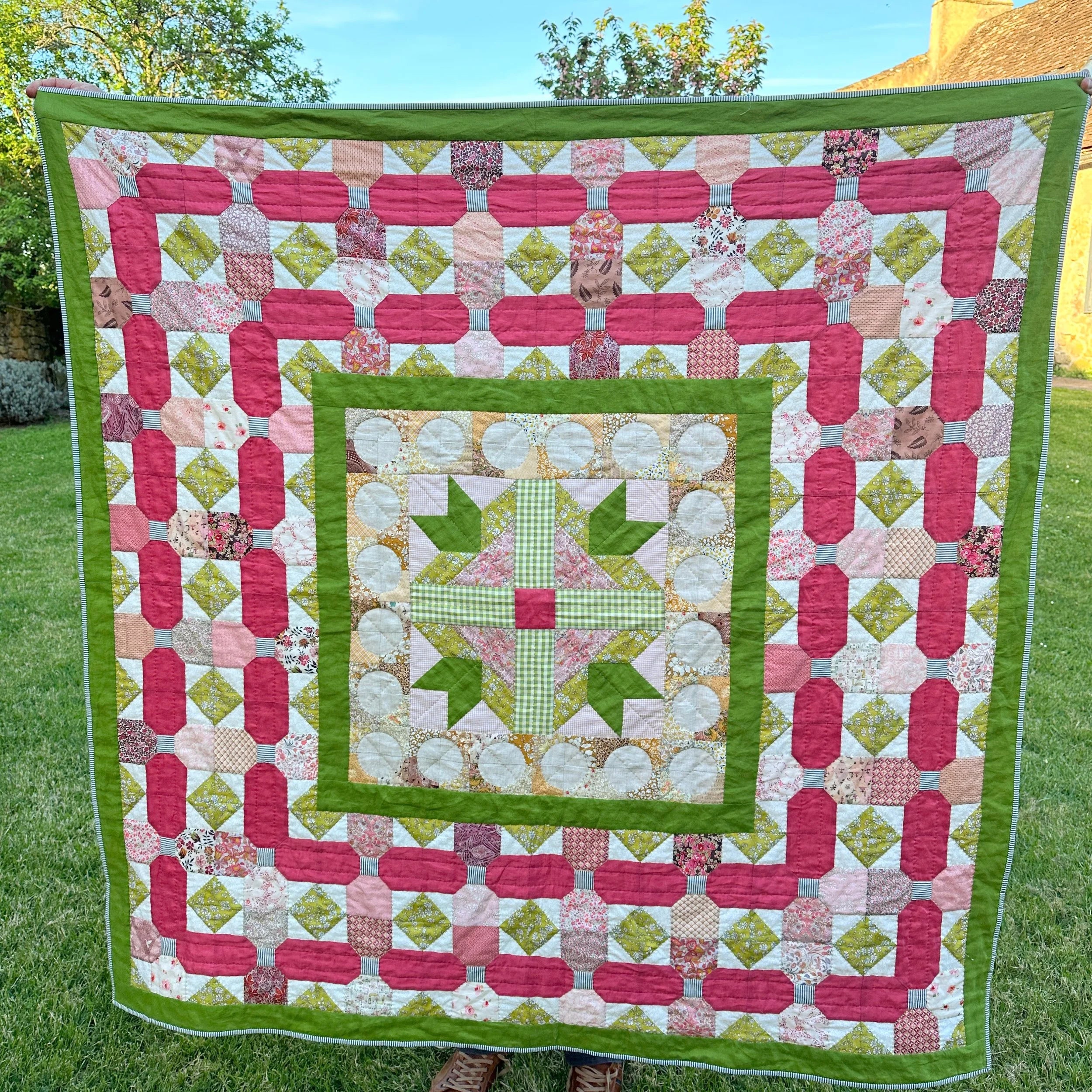 Raspberry Tea Quilt Pattern Raspberry Drive Liberty and Linen Quilt Kit – Mel Storey Patchwork